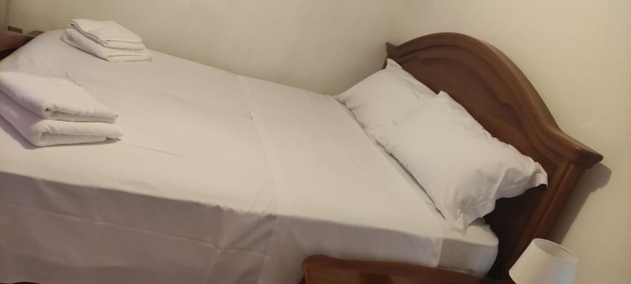 Locazione Turistica Bed & Breakfast Tessera Exterior foto