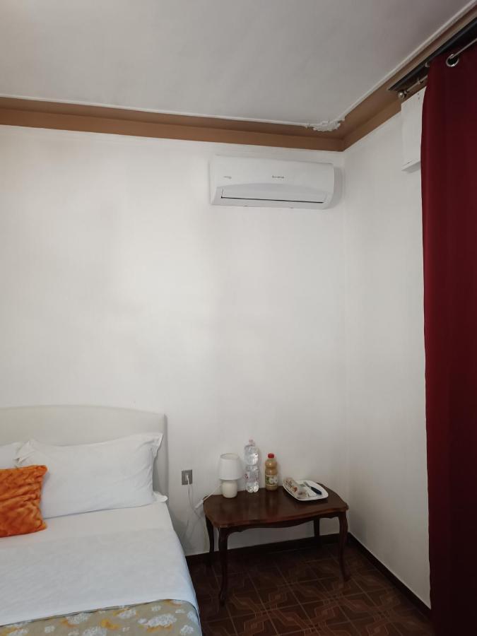 Locazione Turistica Bed & Breakfast Tessera Exterior foto